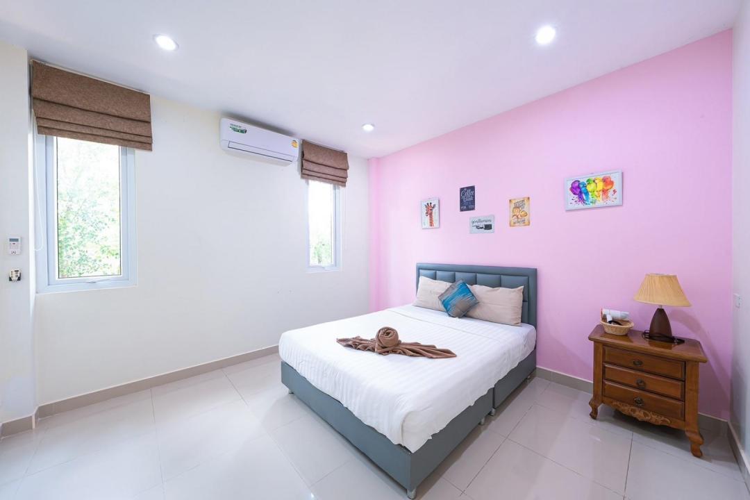 Villa Bedroom 6