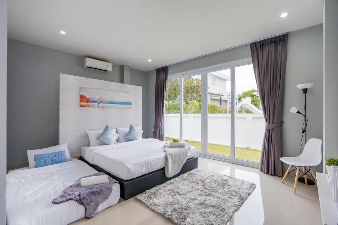 Villa Bedroom 4