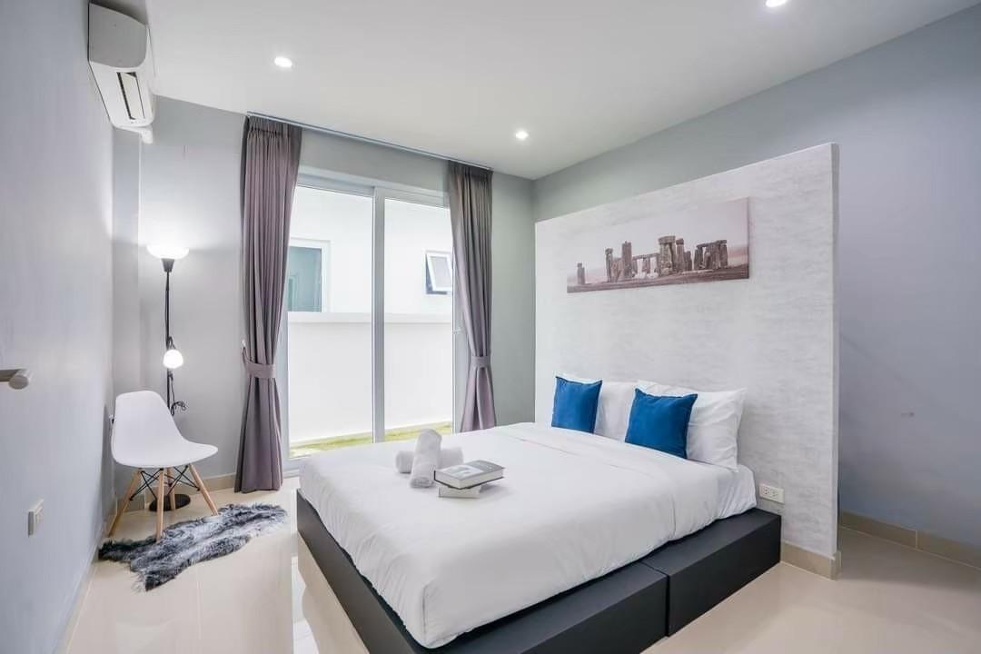 Villa Bedroom 1