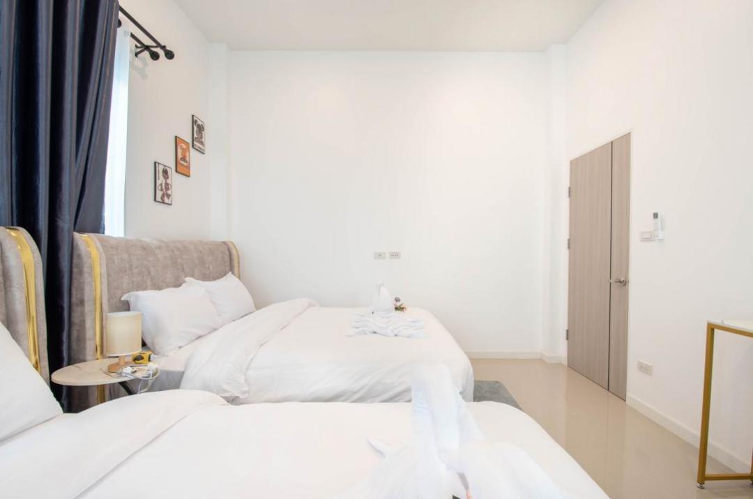 Villa Bedroom 4