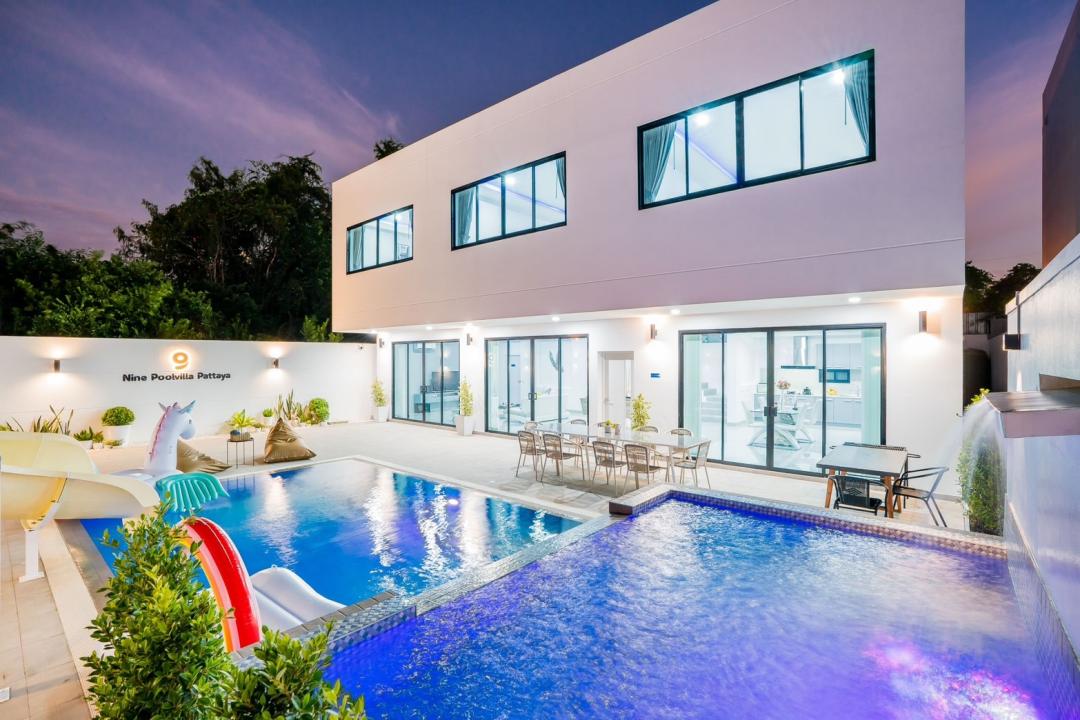 Nine 9 - Pool Area View