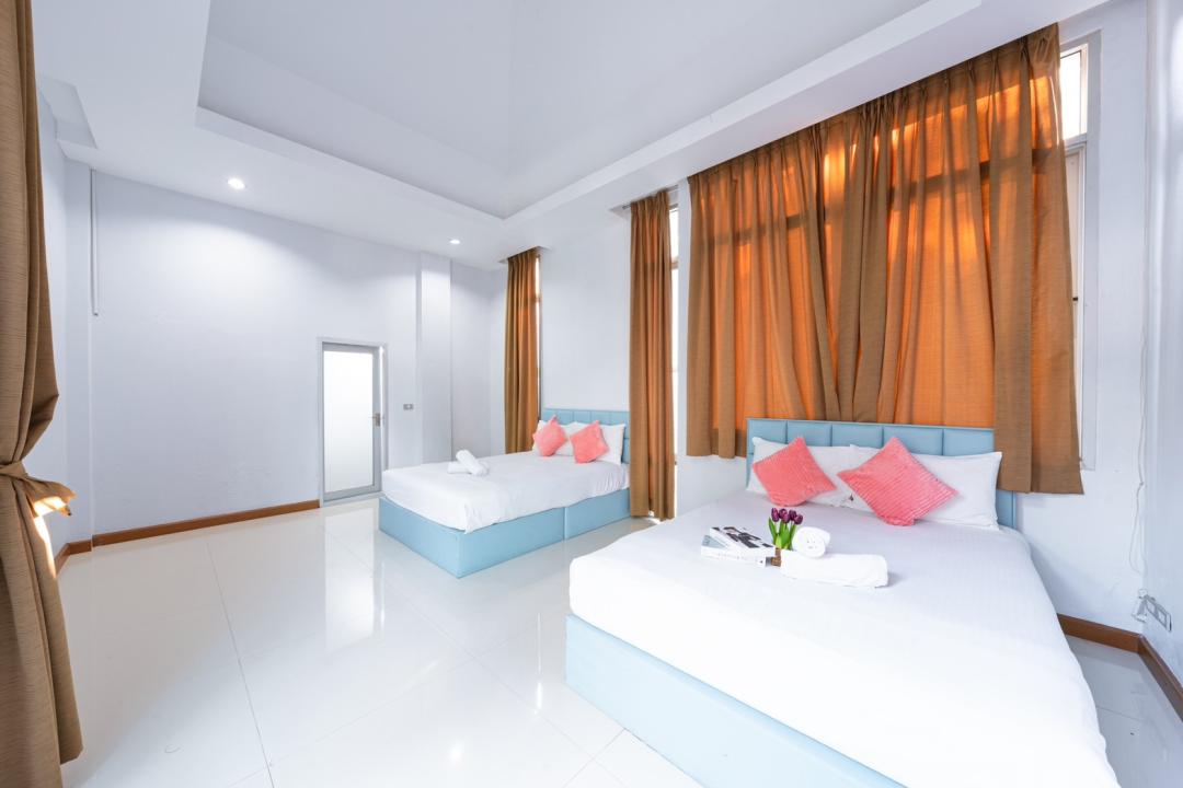Villa Bedroom 1