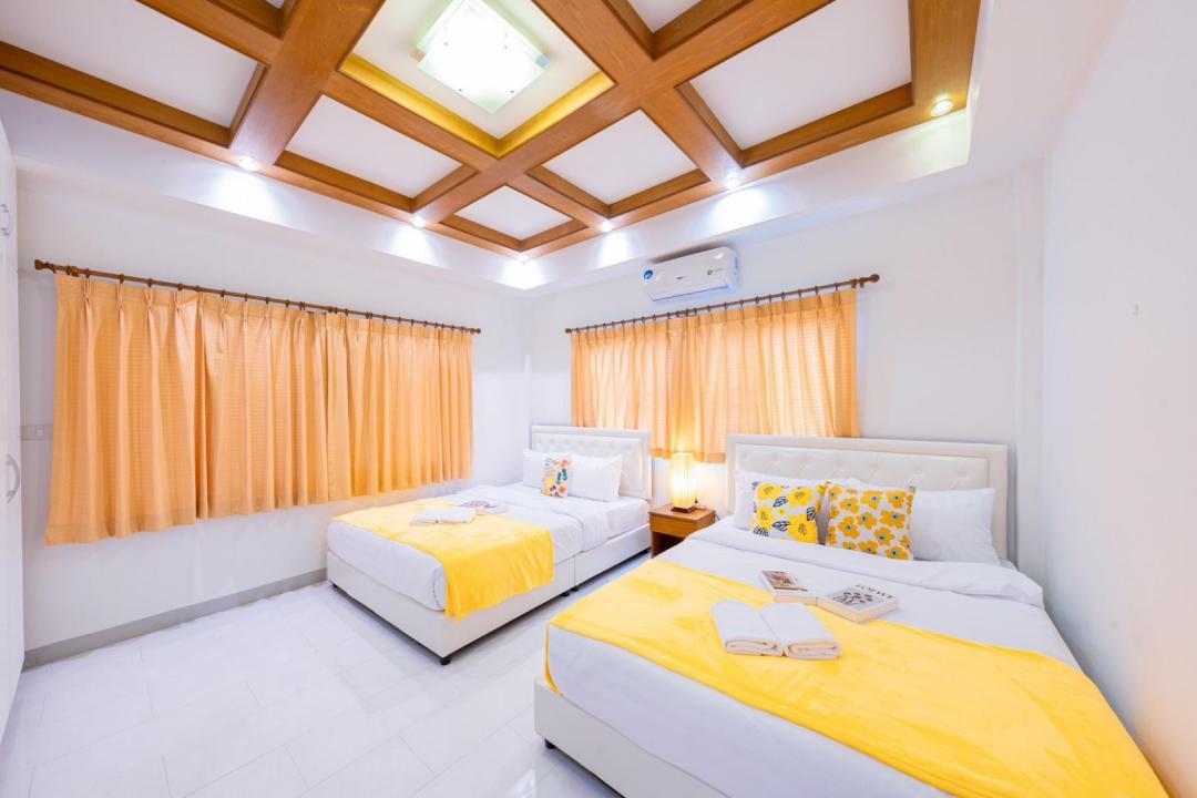 Villa Bedroom 1