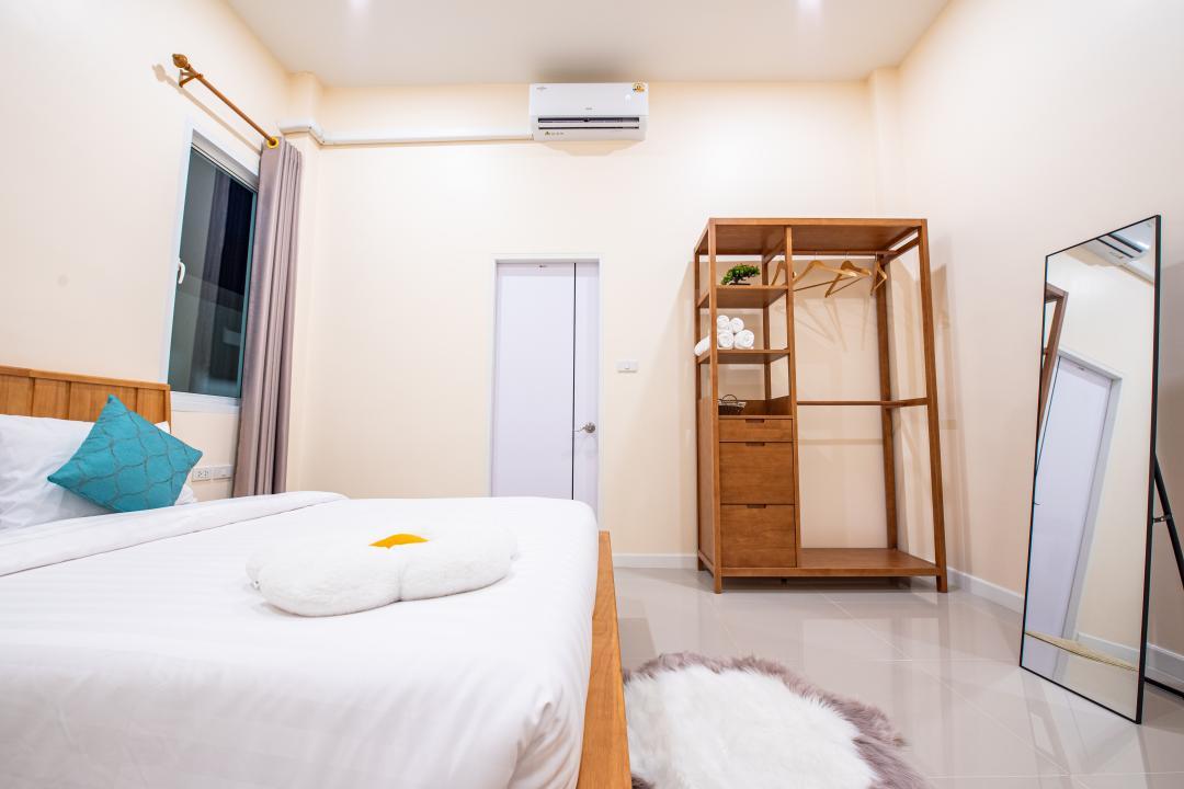 Villa Bedroom 2