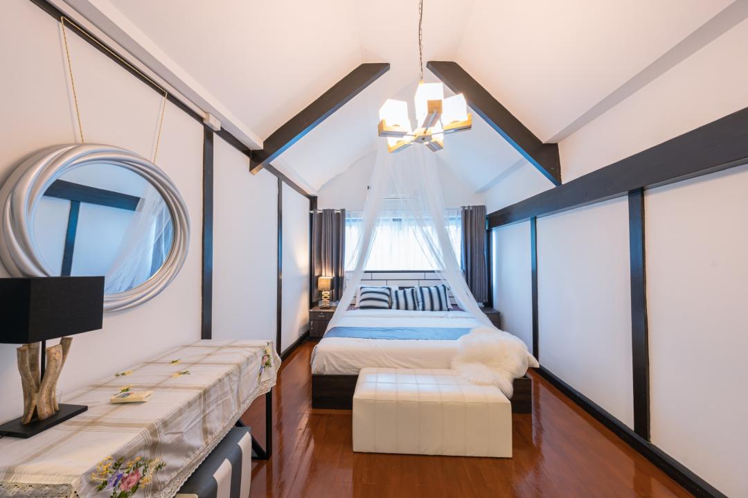 Villa Bedroom 1