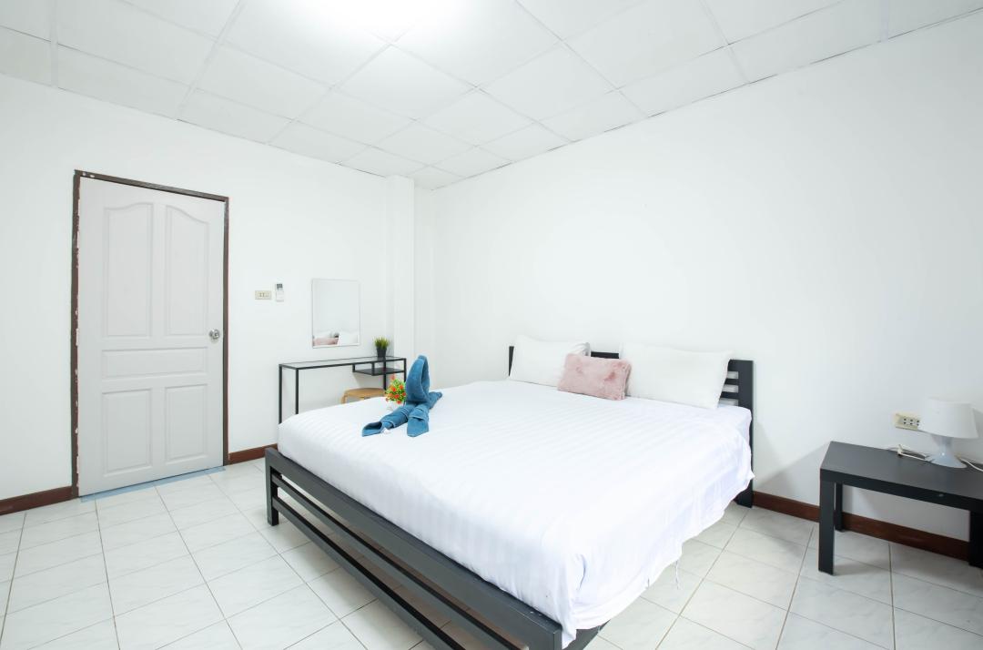 Villa Bedroom 2