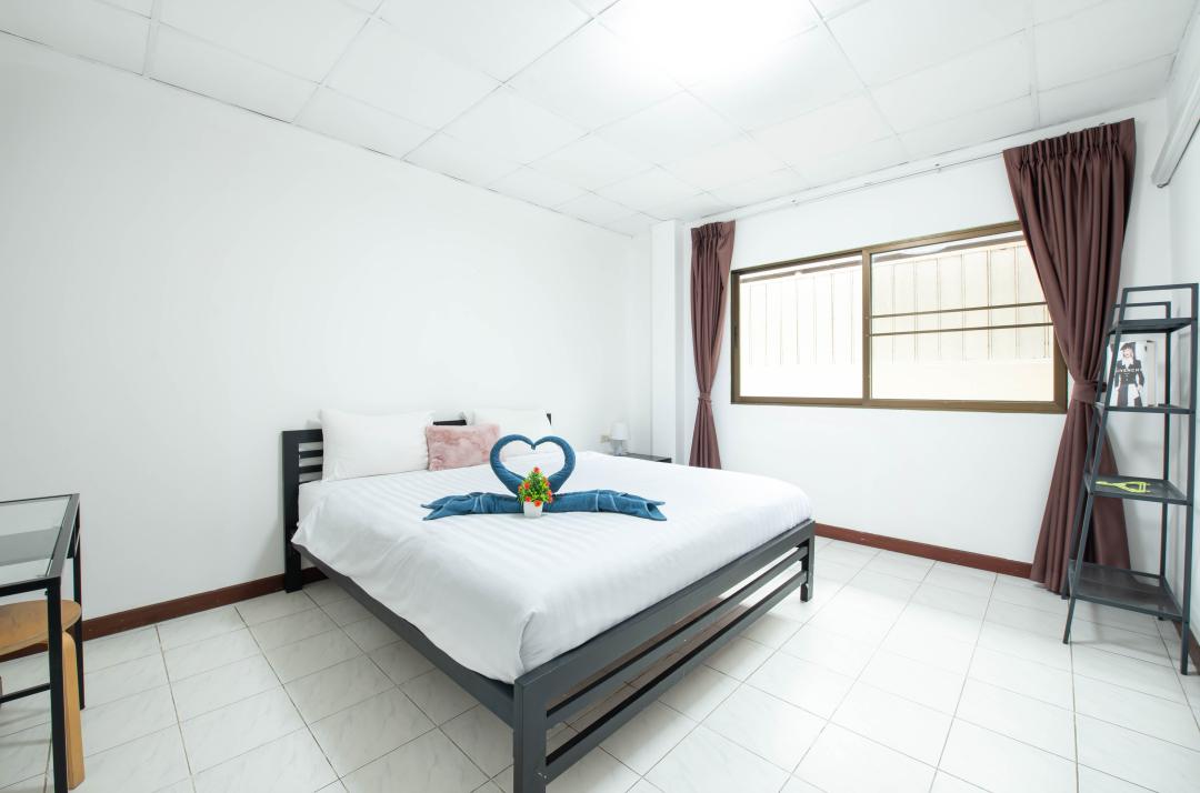 Villa Bedroom 5