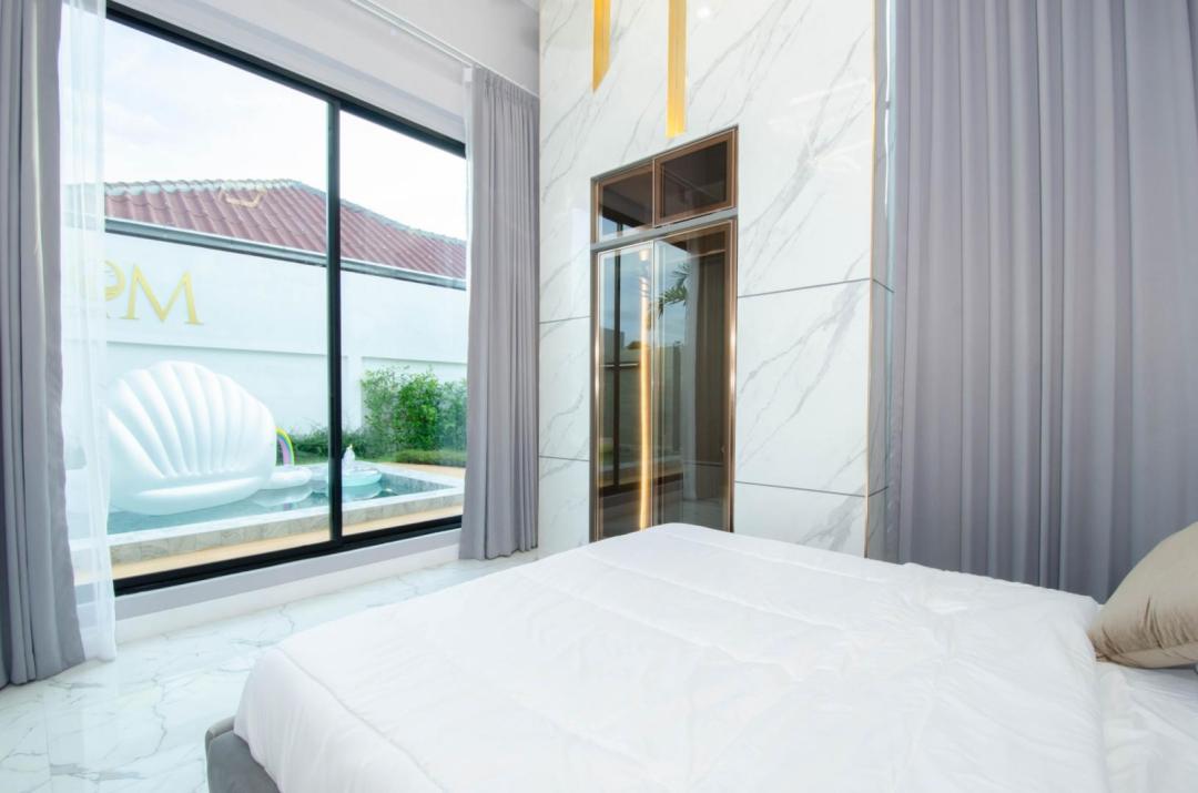 Villa Bedroom 1