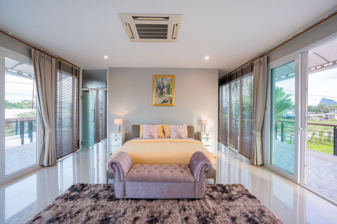 Villa Bedroom 3