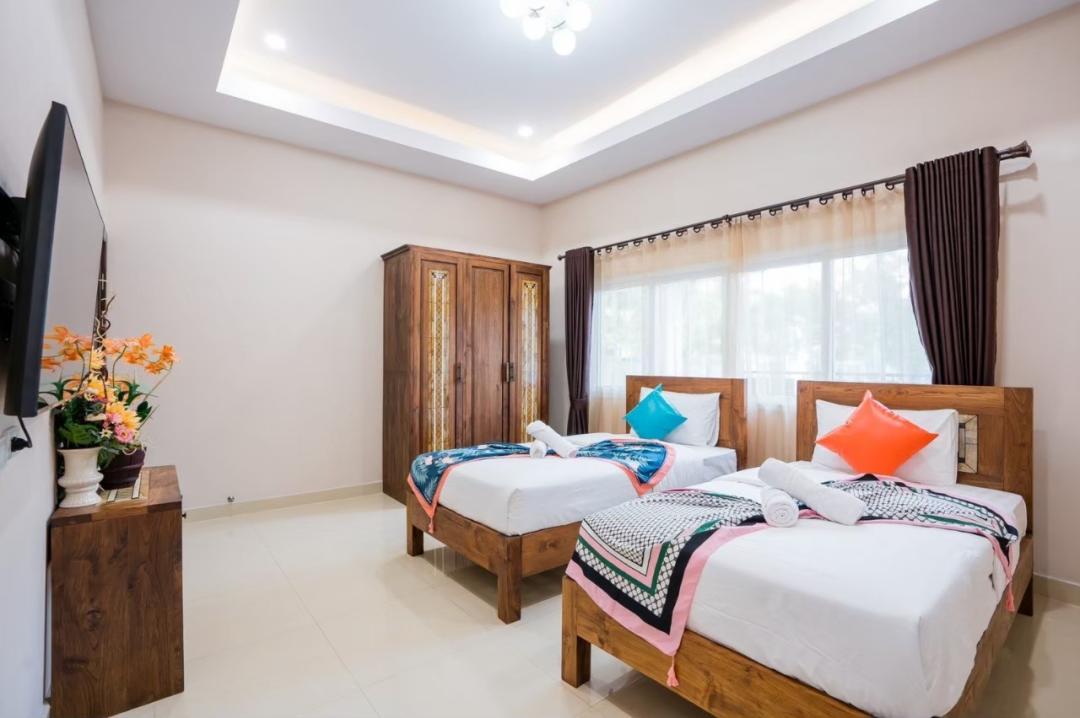 Villa Bedroom 4