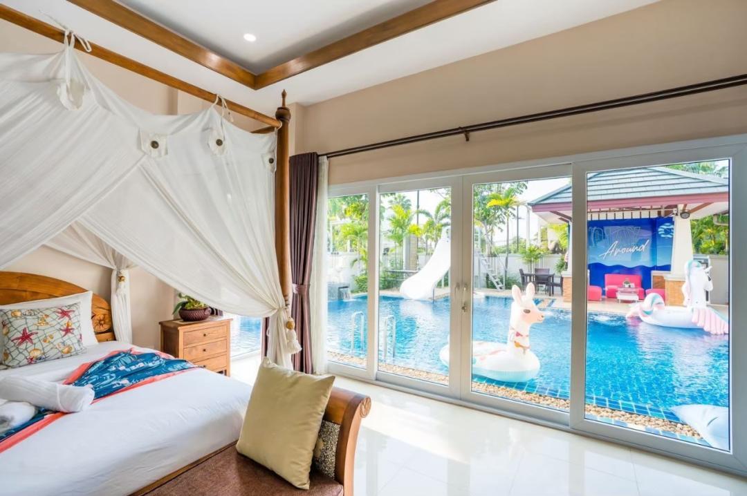 Villa Bedroom 1