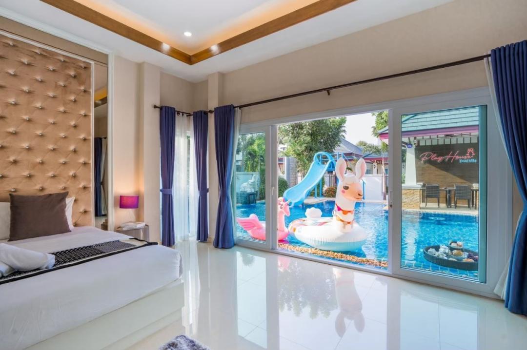 Villa Bedroom 5