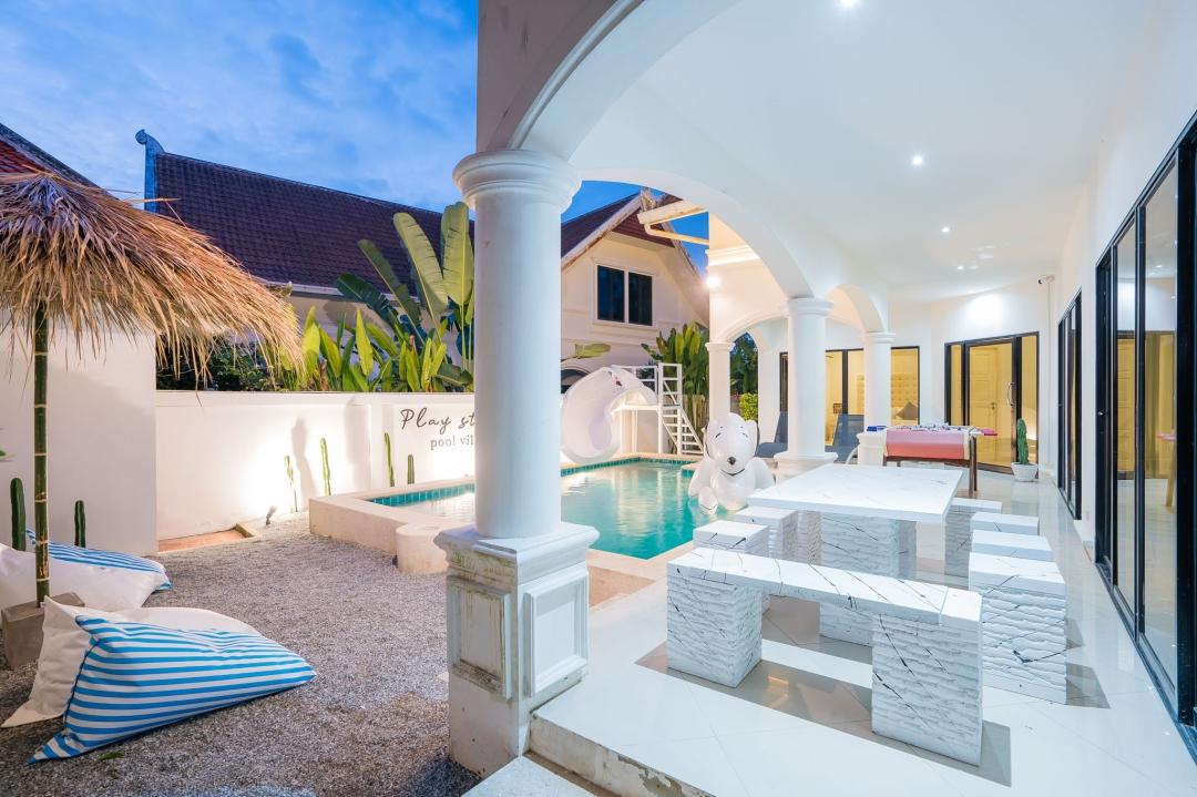 Play Story - Cover Photo