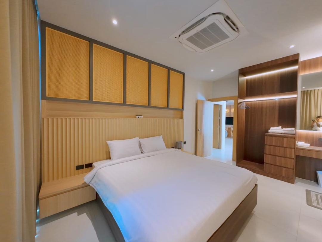 Villa Bedroom 5