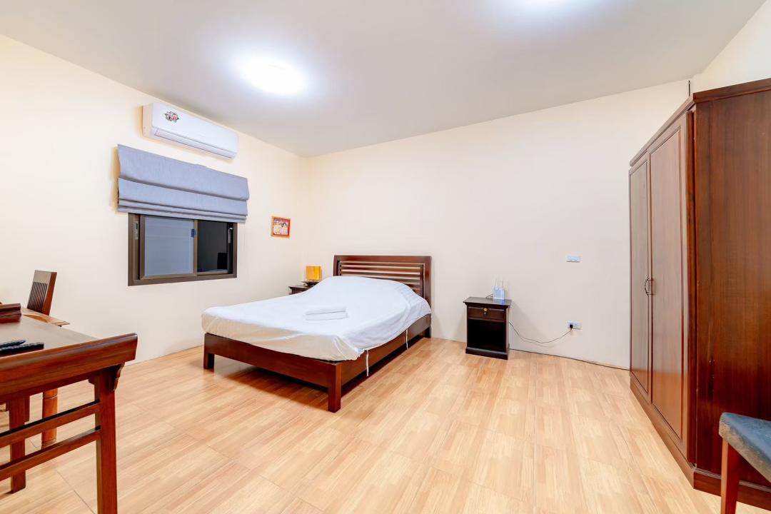 Villa Bedroom 5