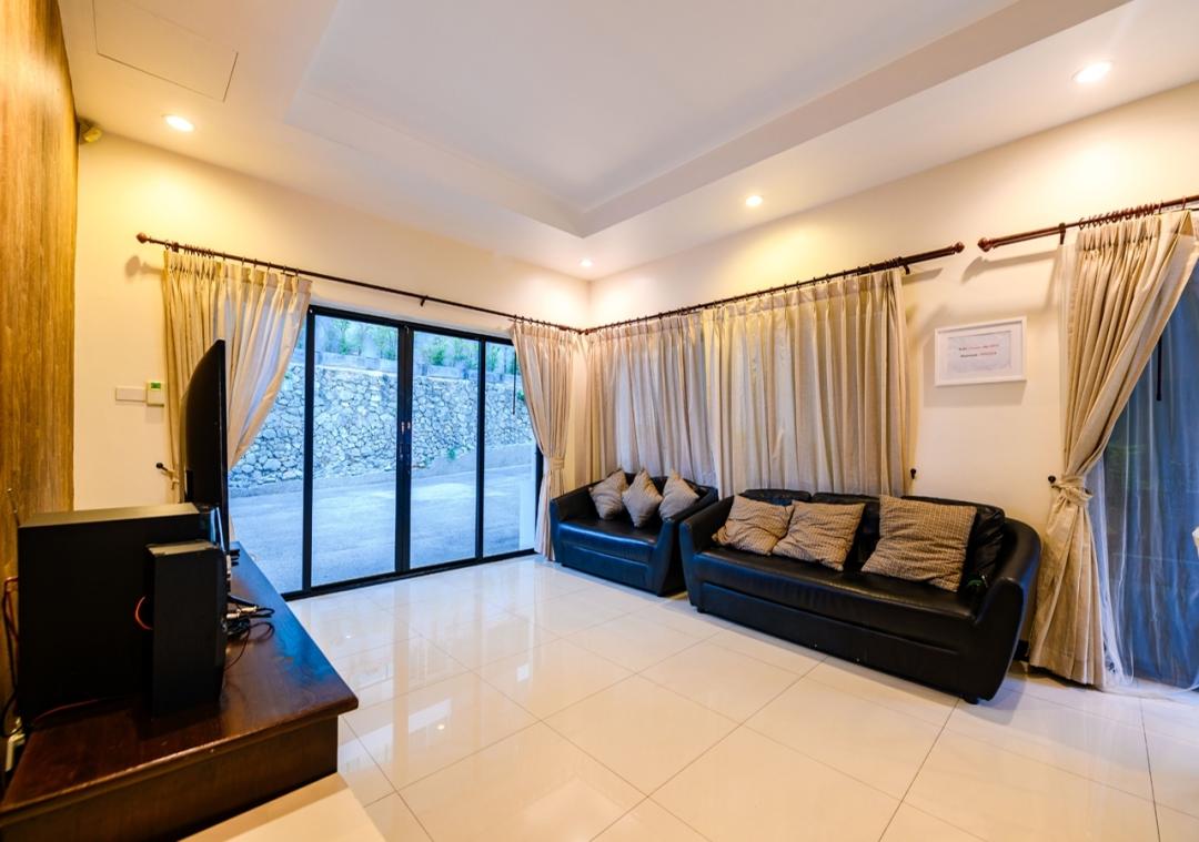 Pratumnak 6 - Bedroom View