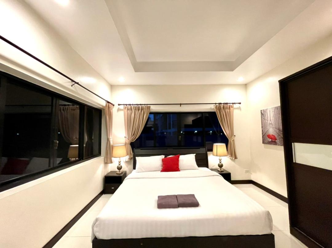 Villa Bedroom 1
