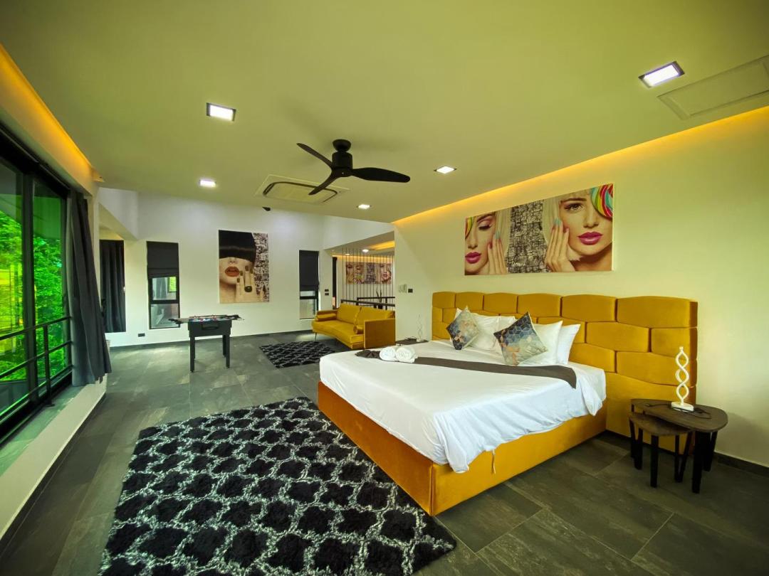 Villa Bedroom 1