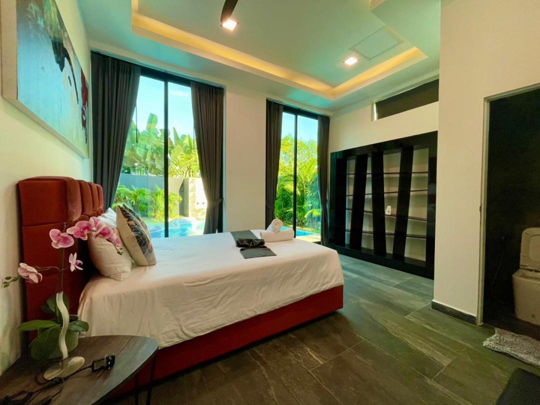 Villa Bedroom 4