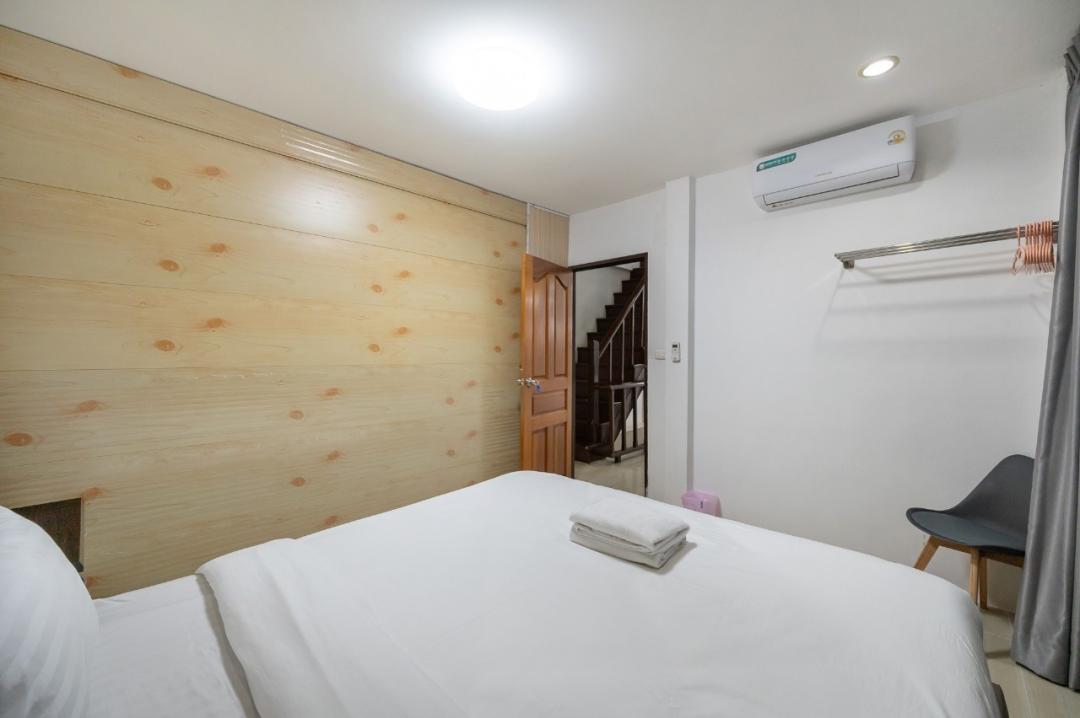 Villa Bedroom 5