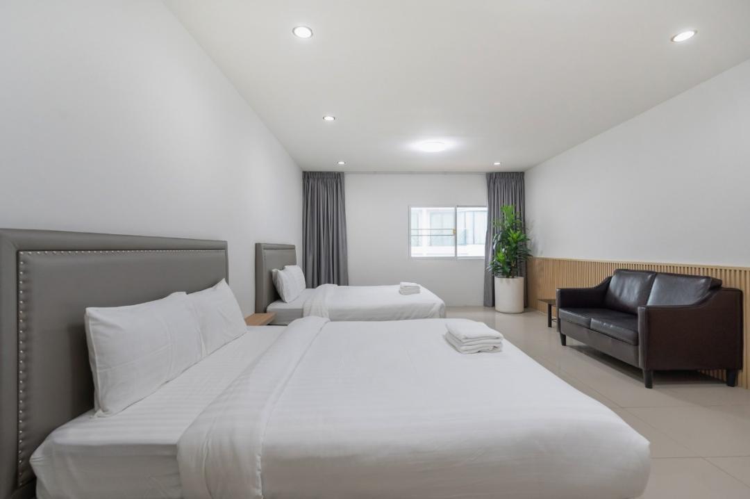 Villa Bedroom 1