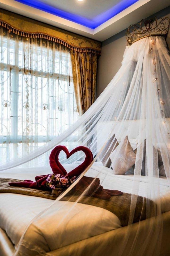 Villa Bedroom 1