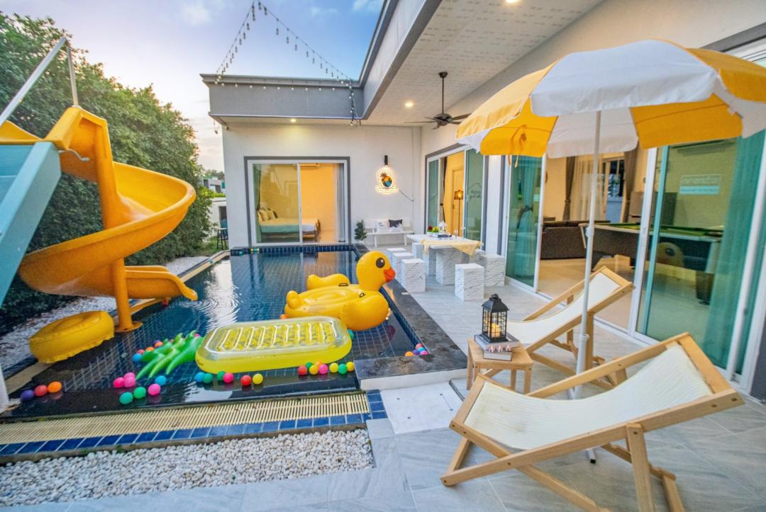 Relax - Villa Interior View