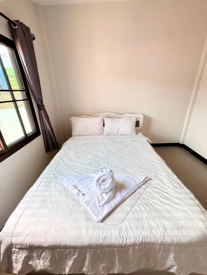 Villa Bedroom 2