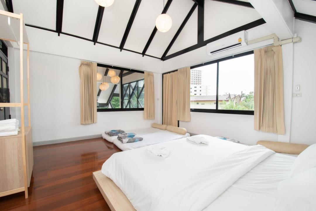 Villa Bedroom 6