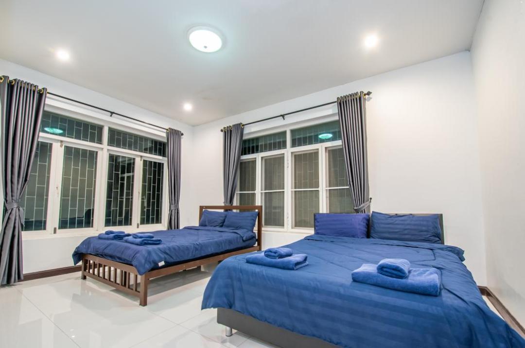 Villa Bedroom 5