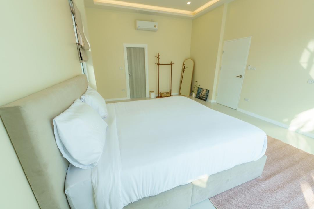 Villa Bedroom 5