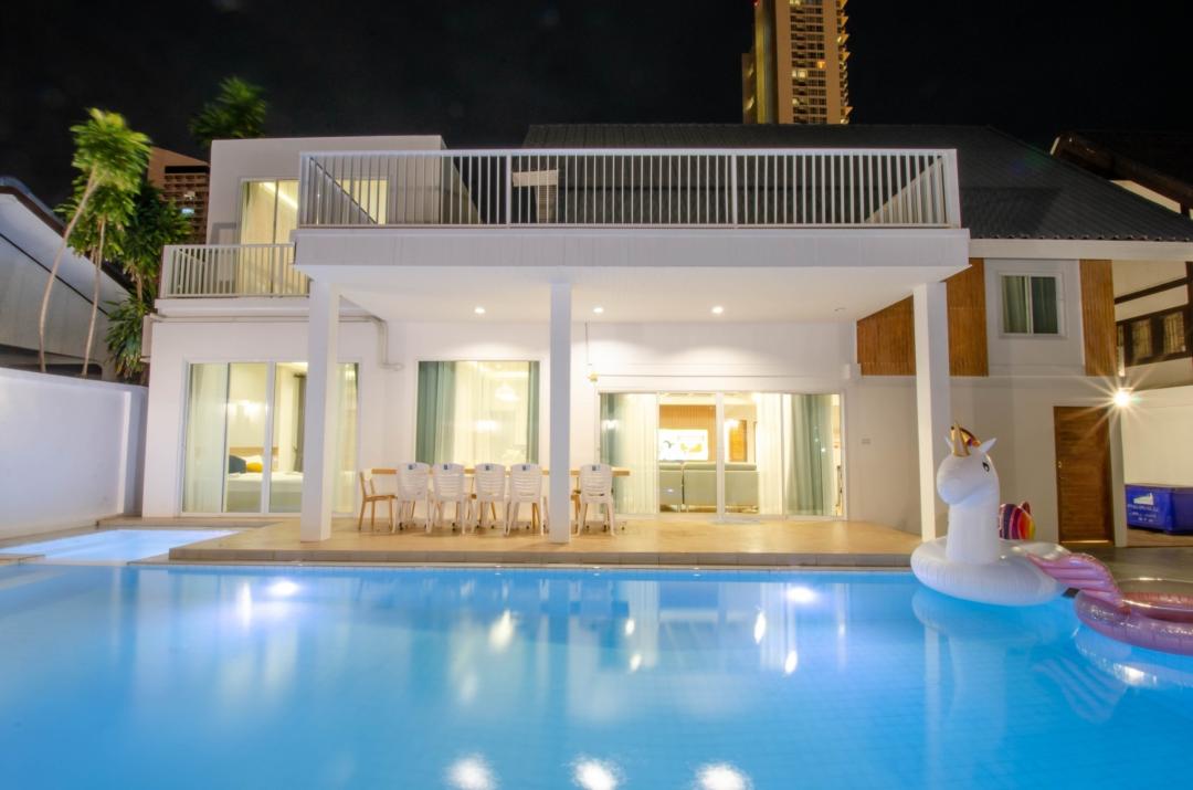 Sea Point - Villa Interior View