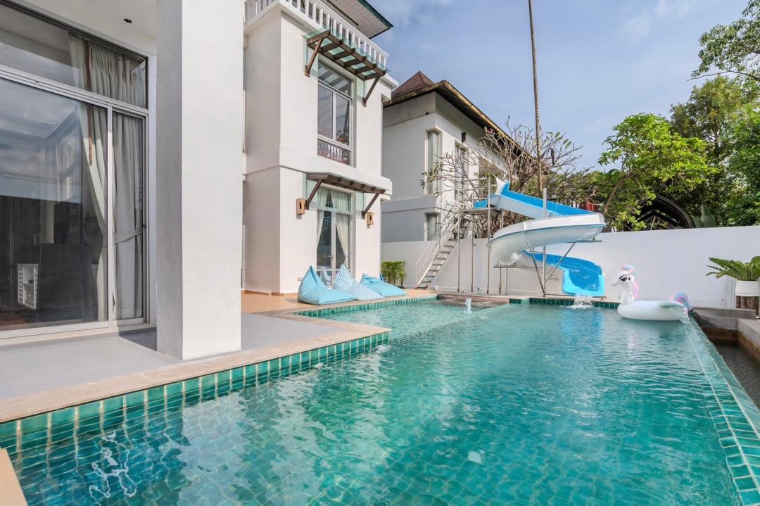Sea Sky - Villa Interior View