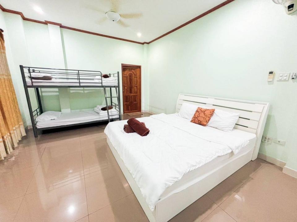 Villa Bedroom 2