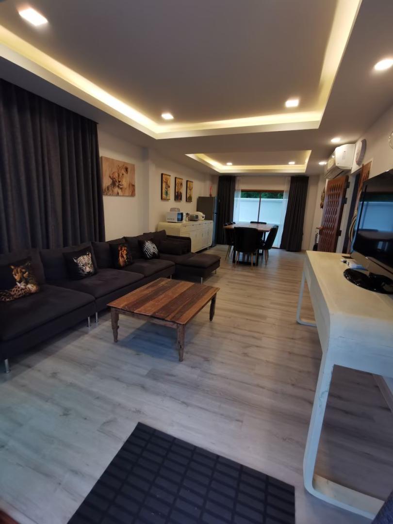 BaanSaengdad - Cover Photo