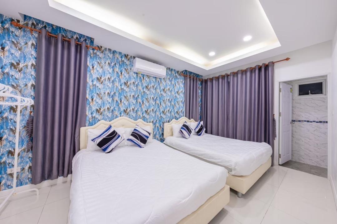 Villa Bedroom 4