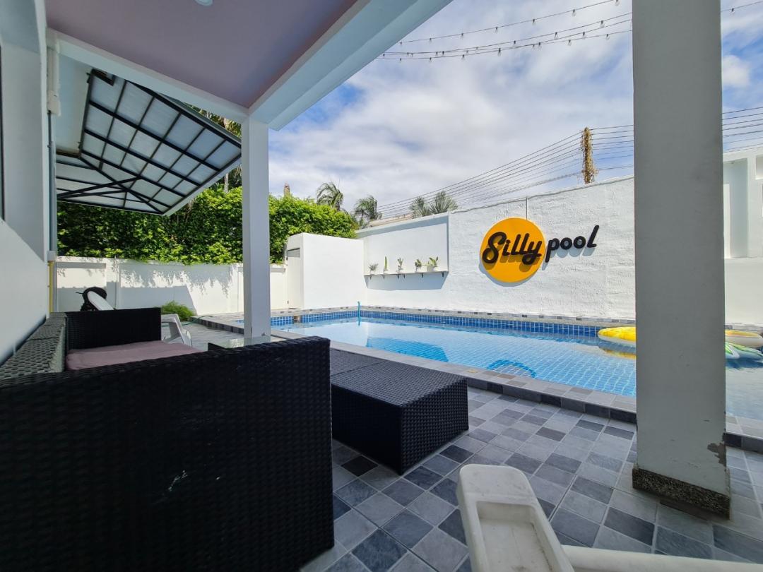 Silly Pool - Pool Area View