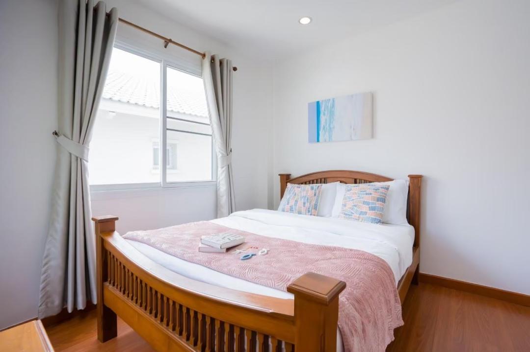 Villa Bedroom 2