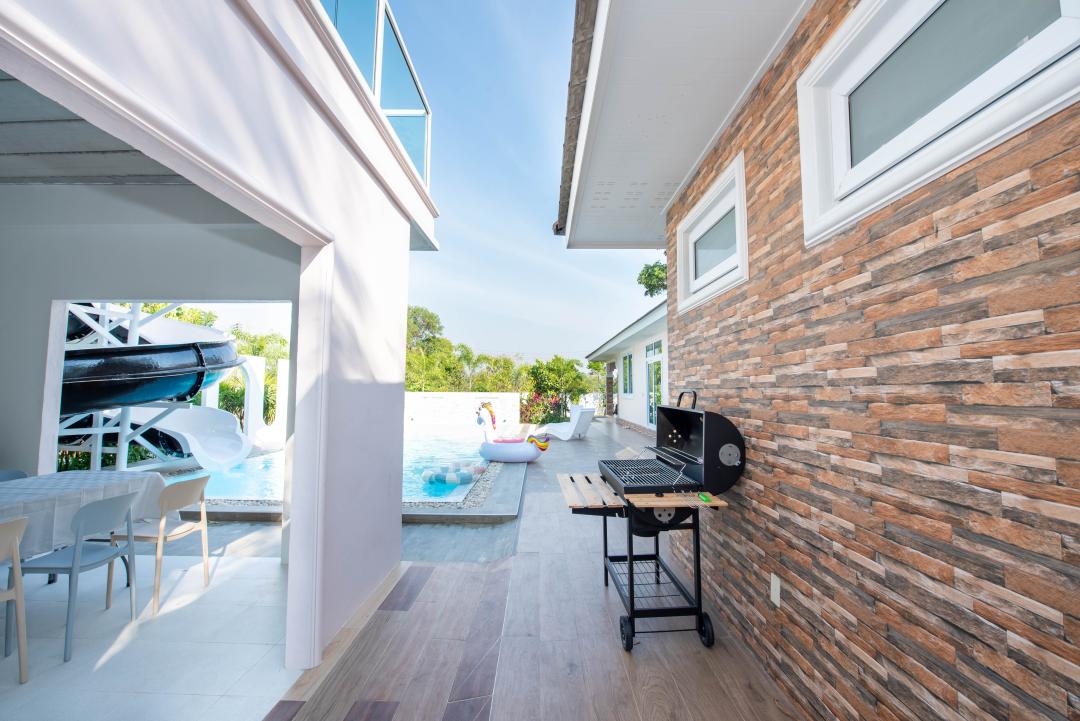Siya Group - Living Area