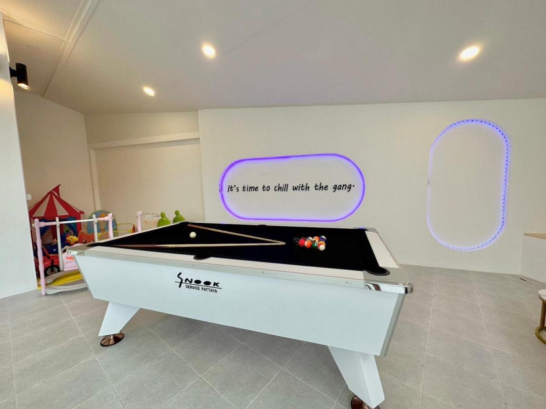 Sky House - Living Area