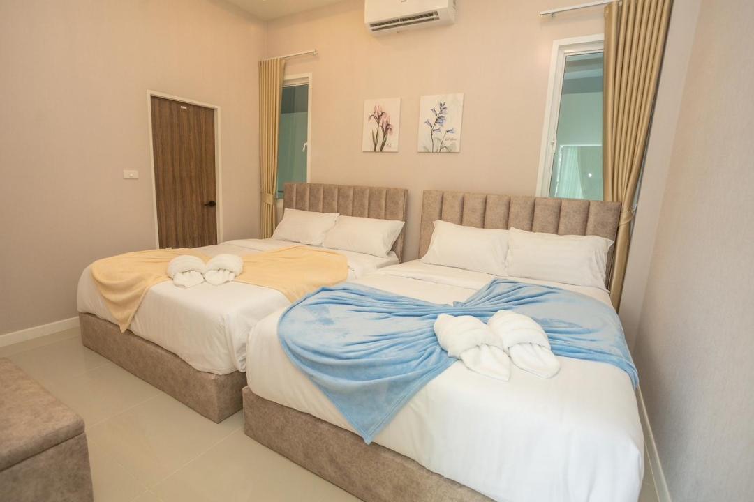 Villa Bedroom 1