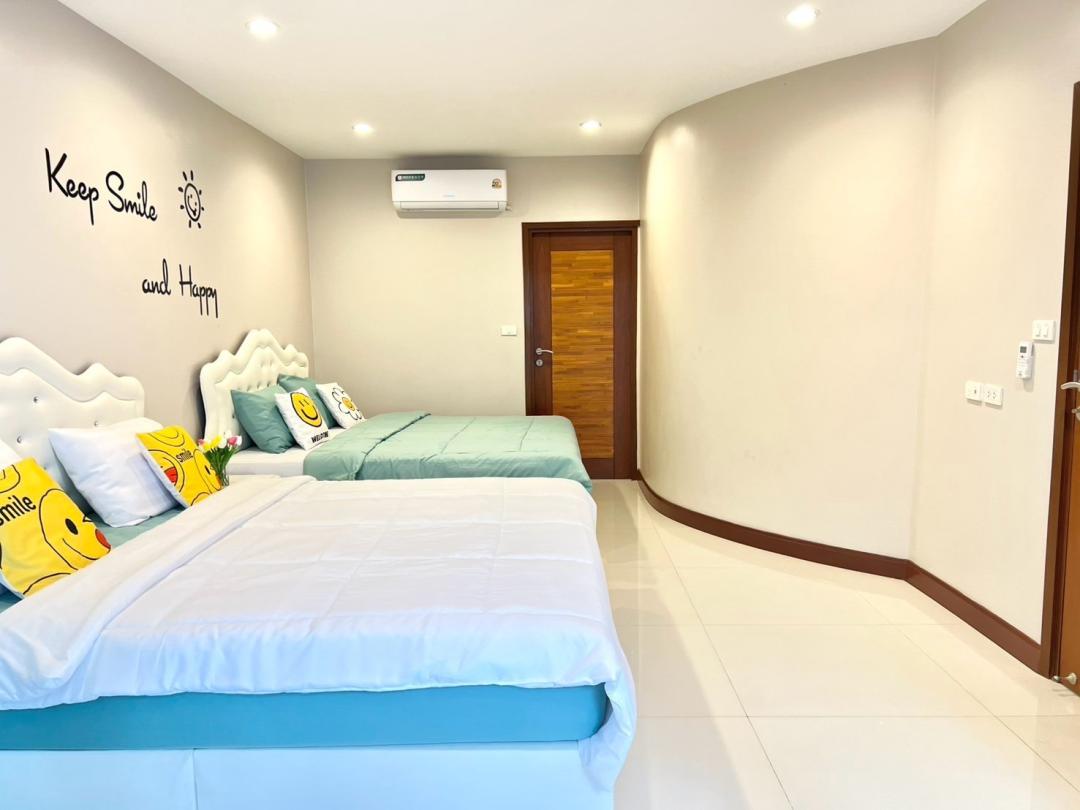 Villa Bedroom 5