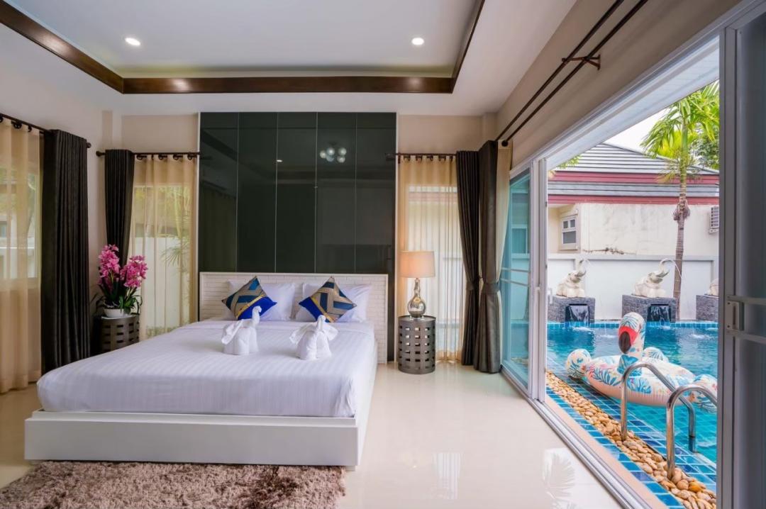 Villa Bedroom 7