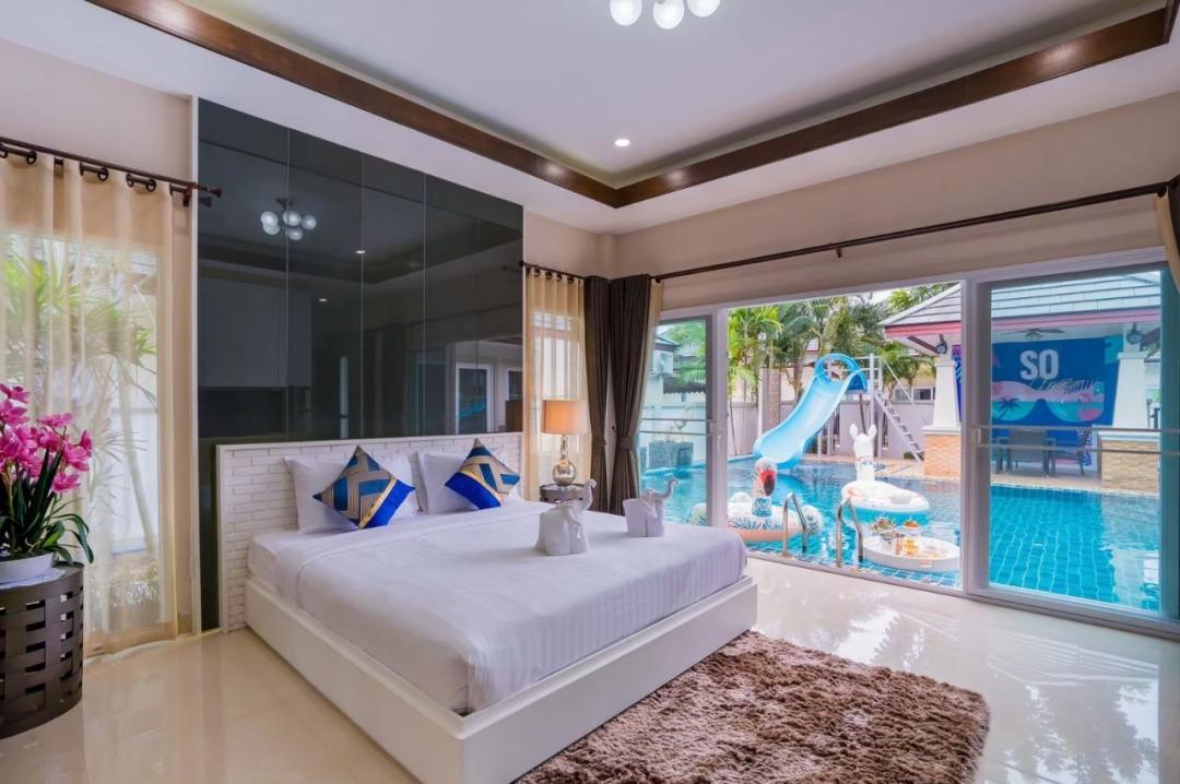 Villa Bedroom 5