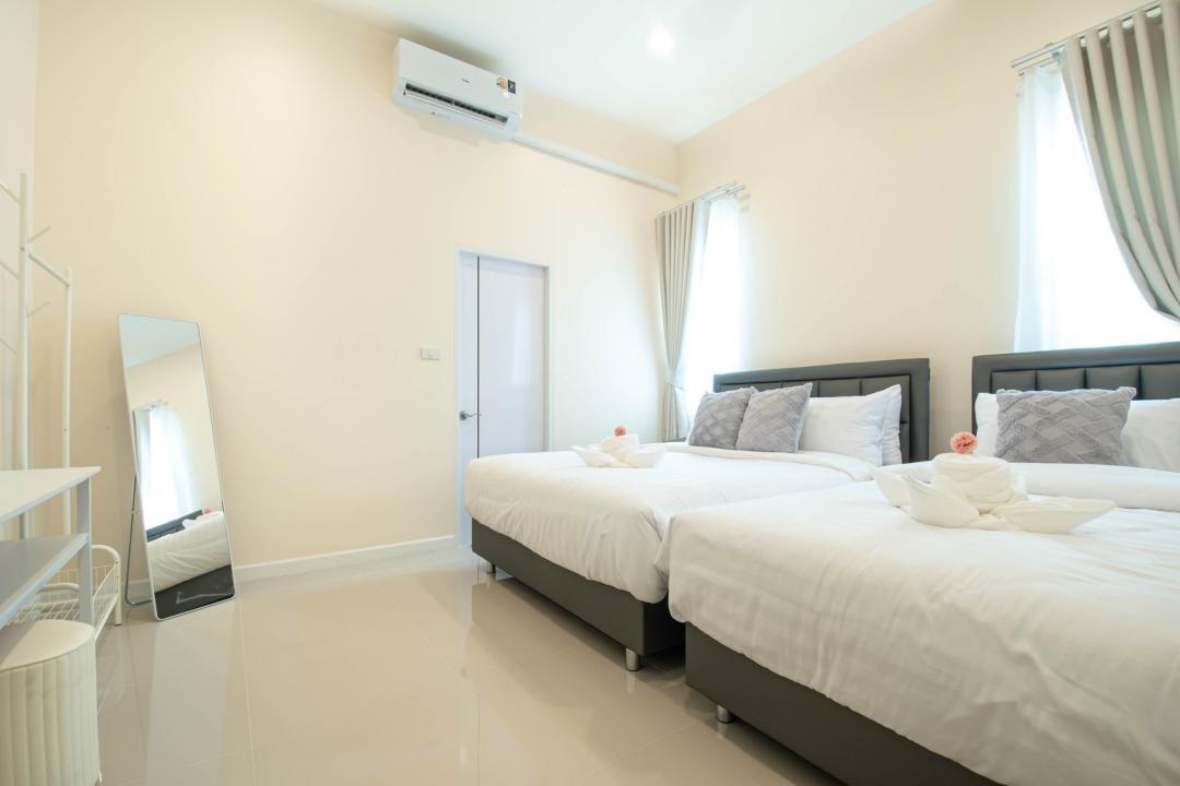 Villa Bedroom 4