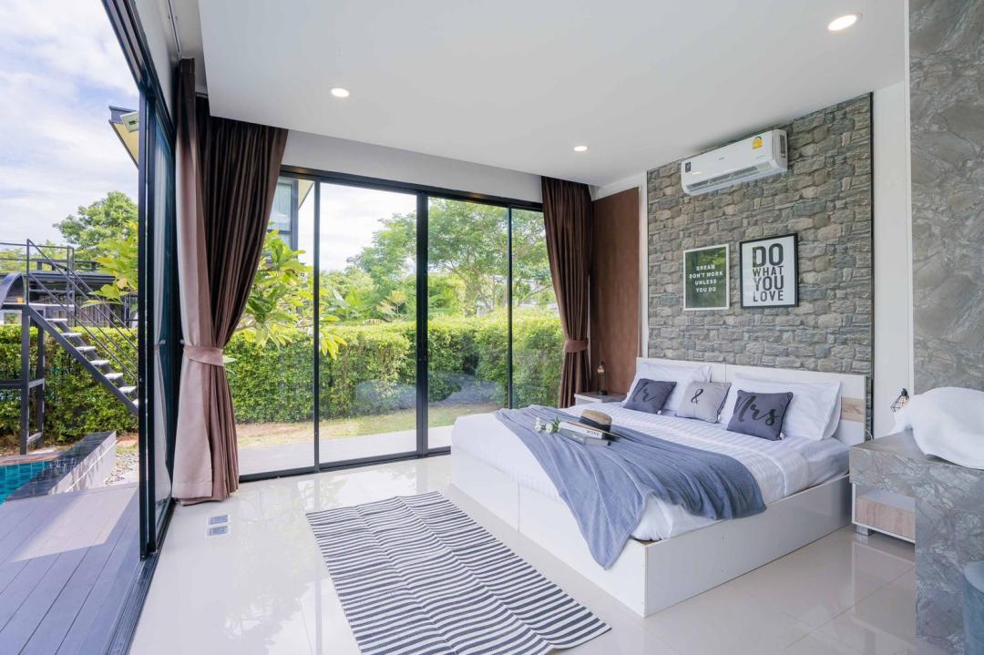 Villa Bedroom 5