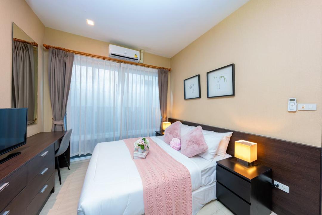 Villa Bedroom 5
