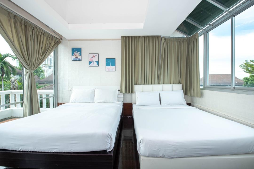Villa Bedroom 4