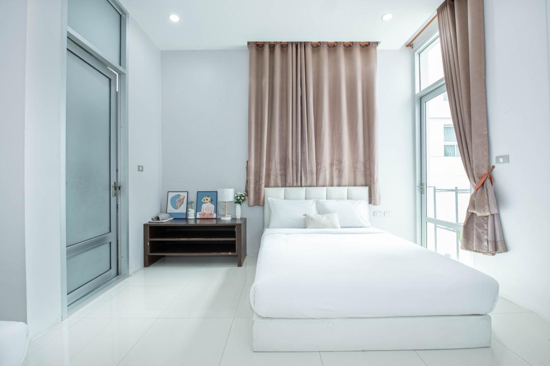 Villa Bedroom 6
