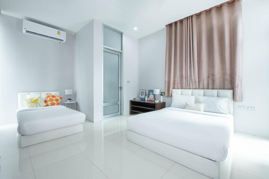 Villa Bedroom 1